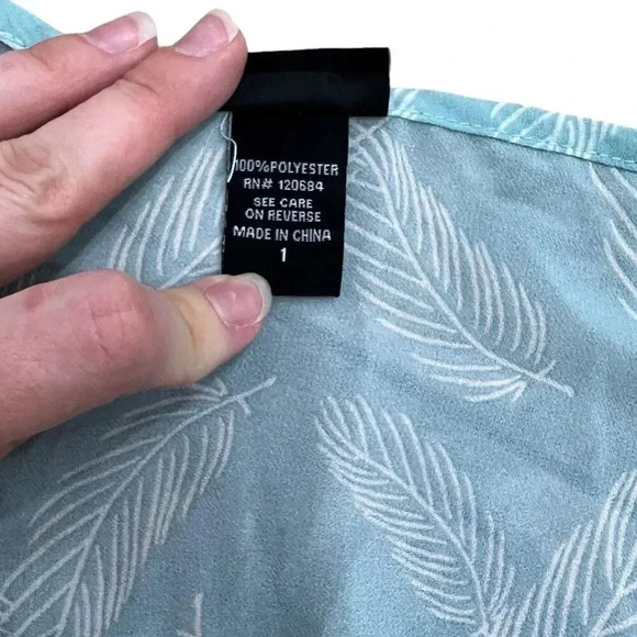 Torrid Mint Sheer Whisper Feathers Cinched Blouse 1X - Picture 4 of 4